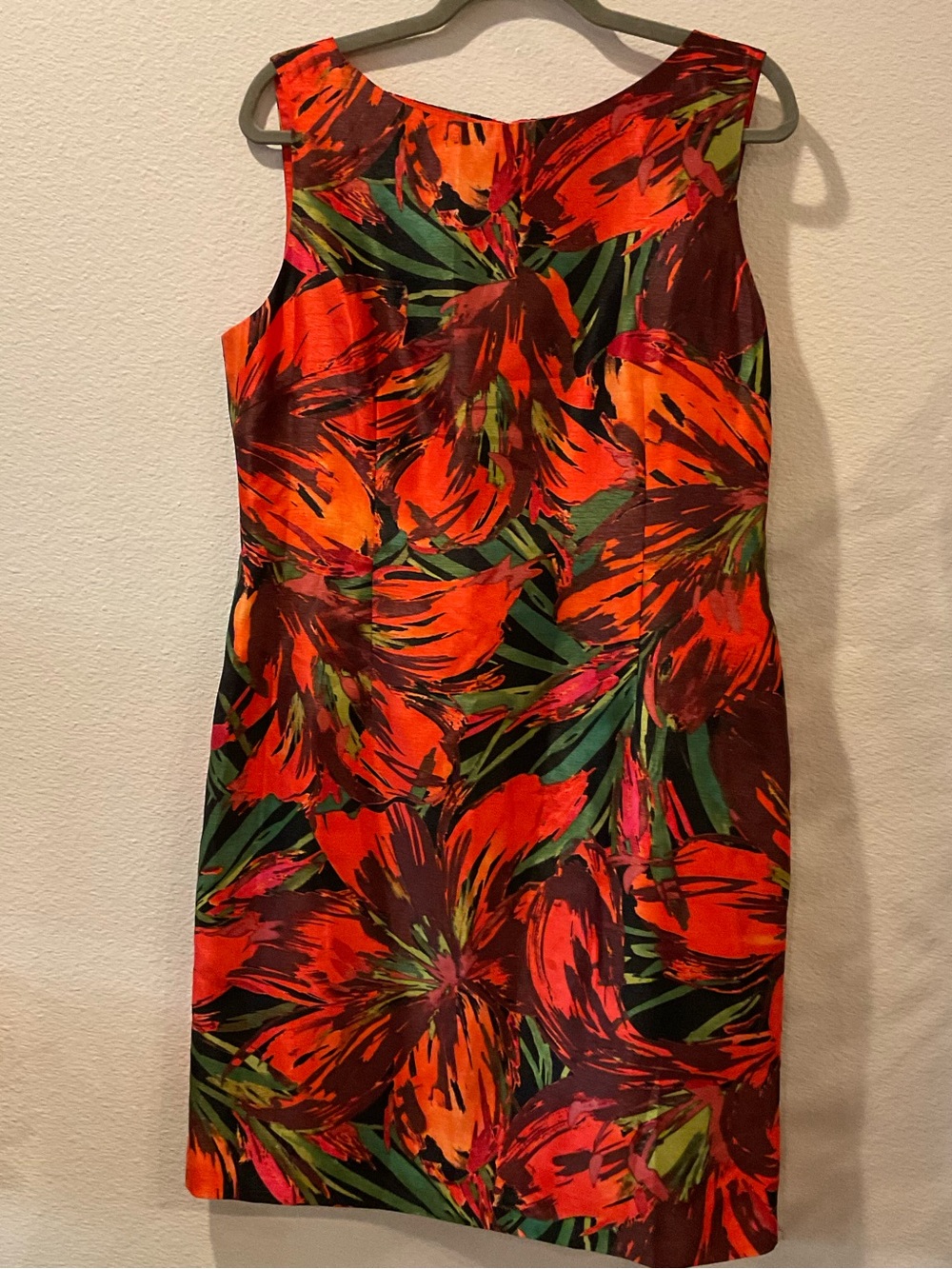 Sleeveless Tropical ‘Melon Fern’ Floral Sheath Dress by Tahari,
